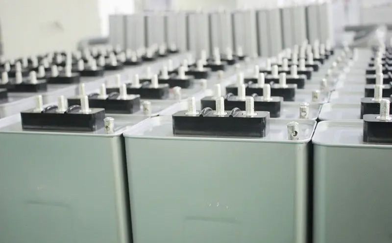 智能電力電容器能抵抗電網(wǎng)諧波嗎？